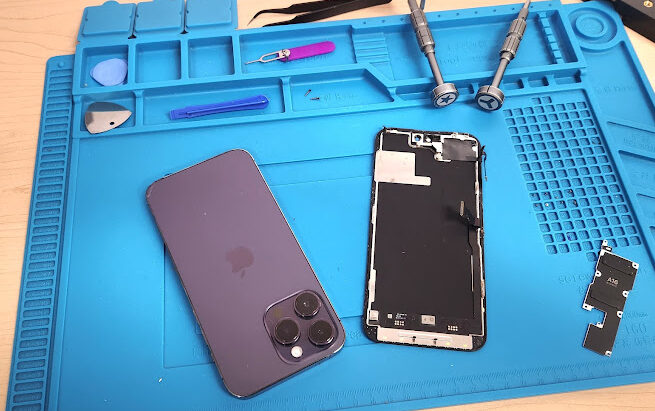 Phone & mobile repair by H&R Tech Guys in Glendale
